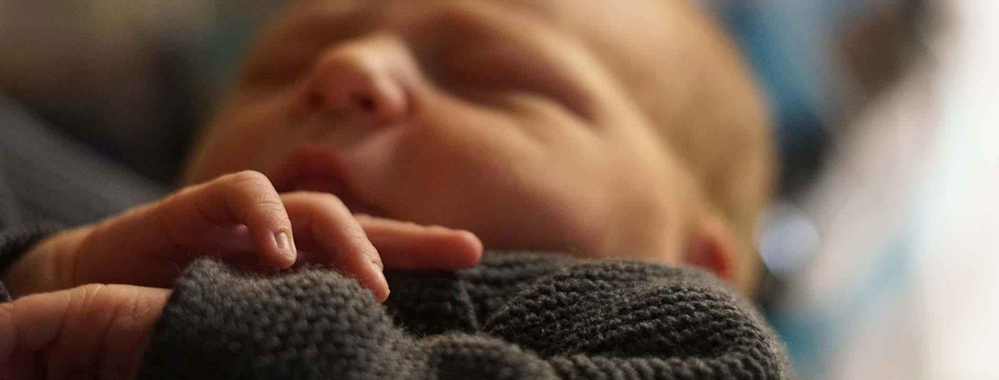 HOW CAN I KEEP MY BABY COMFORTABLY WARM?